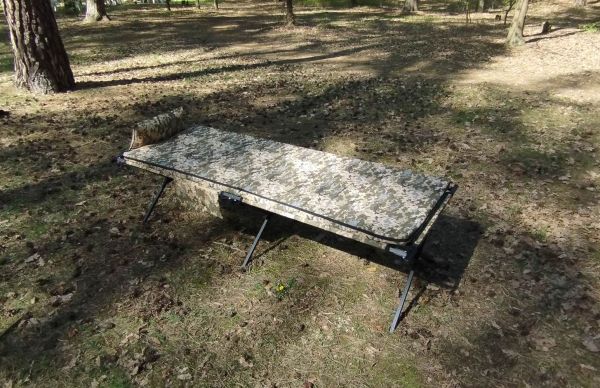 NATO Skladací 196x66 armádny skladací kempingový matrac, vankúš, poťah, kreslená farba
